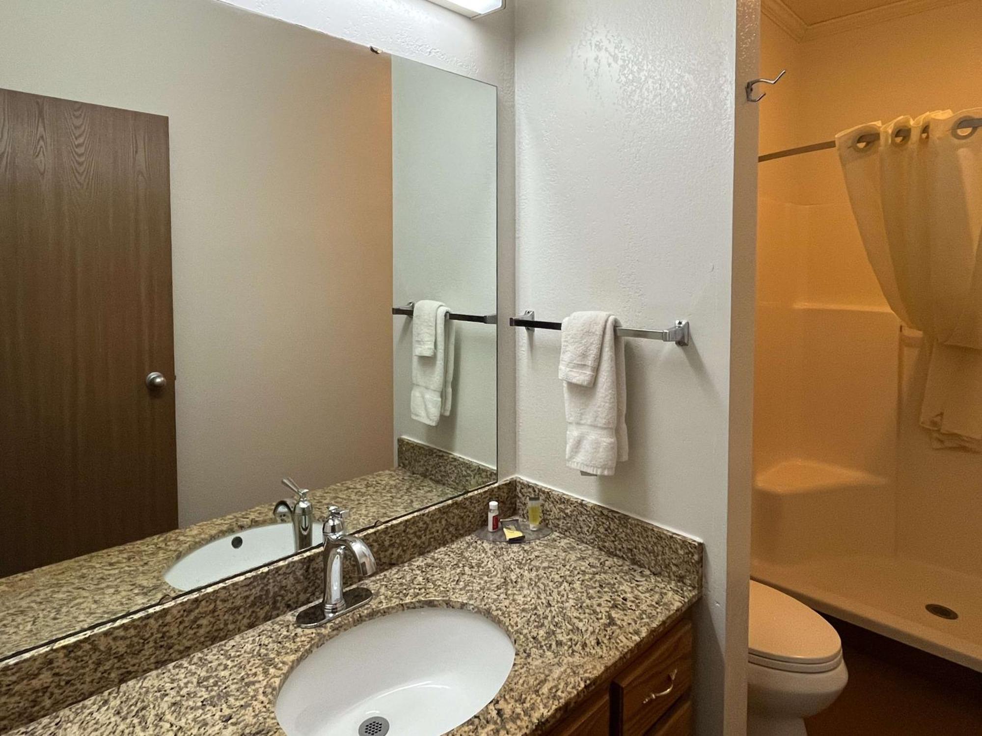 Motel 6 Portland, In ภายนอก รูปภาพ